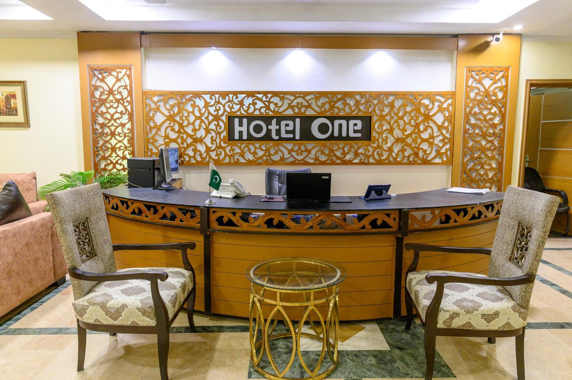 Hotel One אבוטאבאד מראה חיצוני תמונה