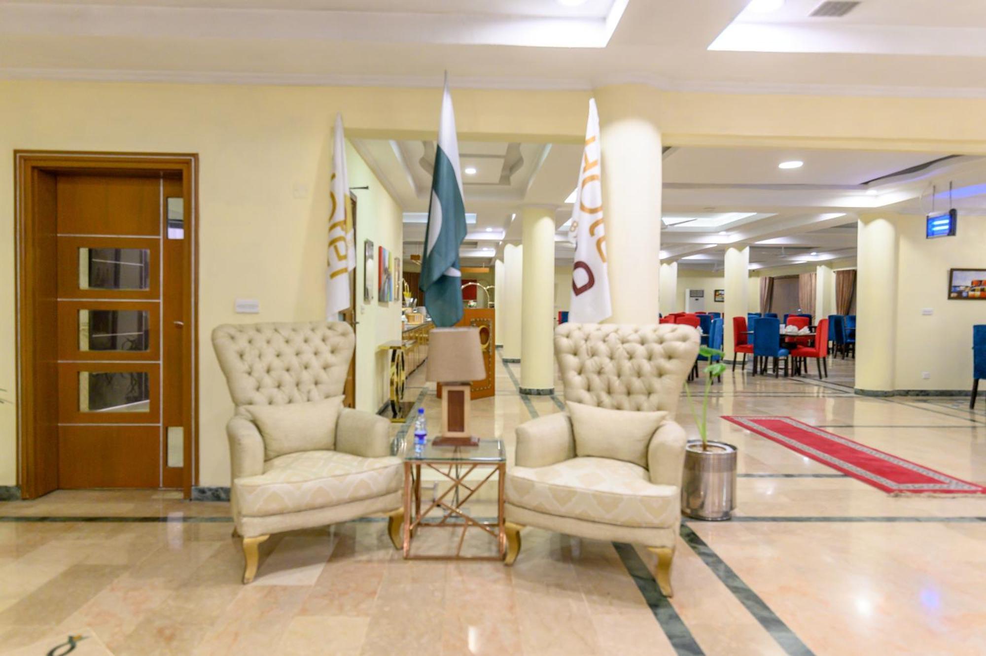 Hotel One אבוטאבאד מראה חיצוני תמונה